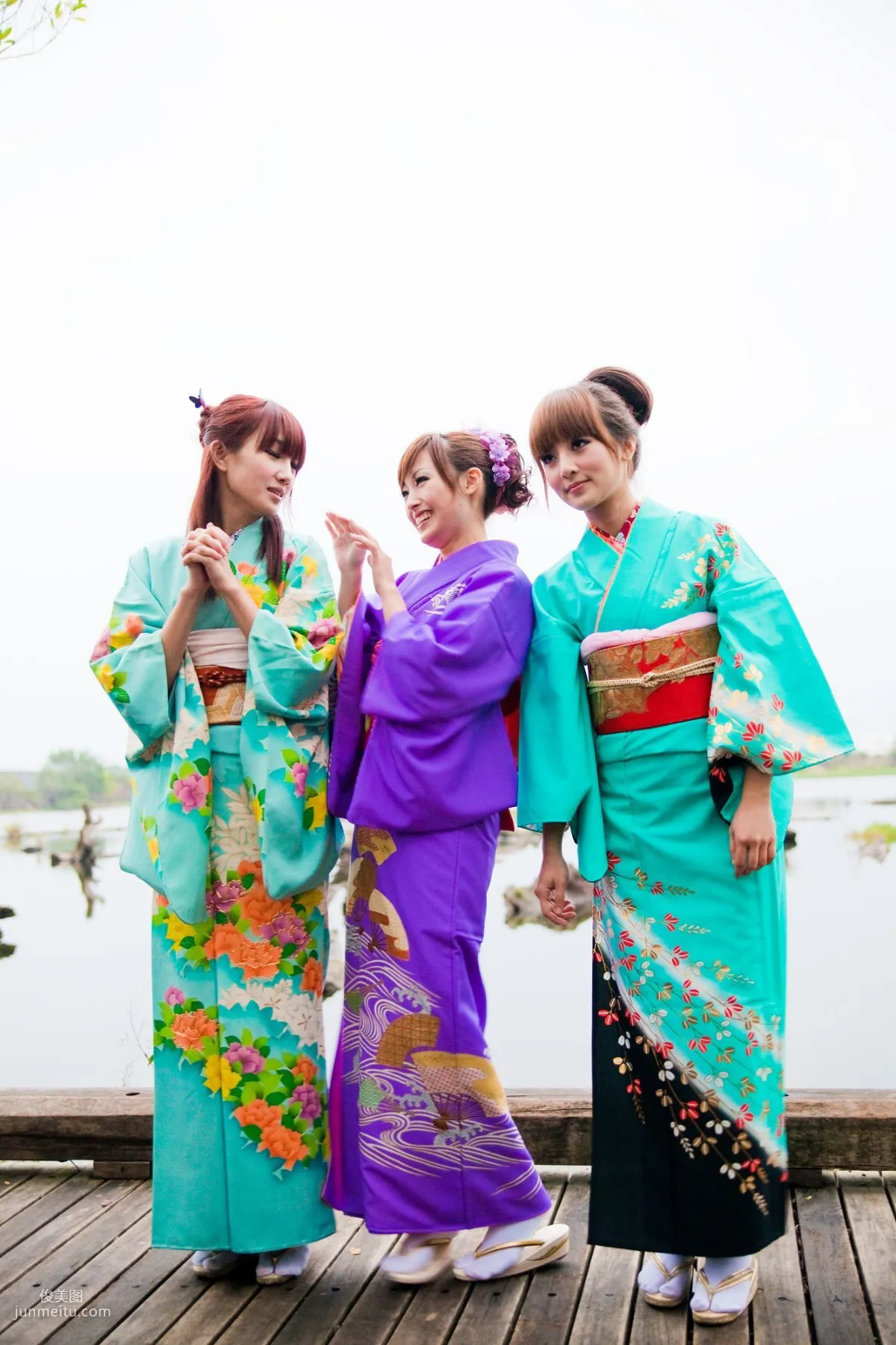 果子、小品、兔兔(品果兔)《宜蘭和服遊拍》寫真集 45
