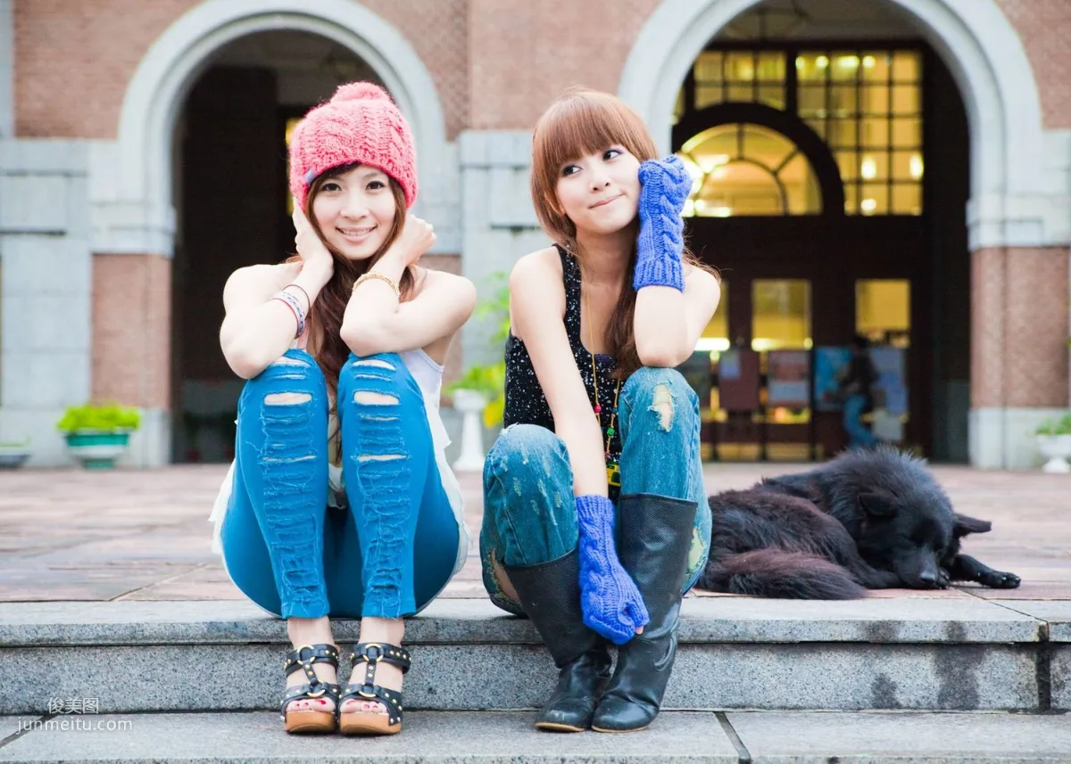 果子Mikako、Minako《台大外拍》第1部 寫真集 60