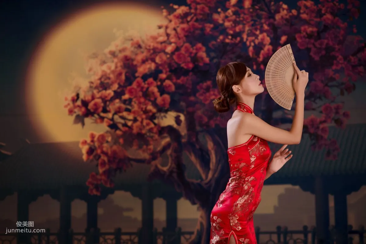 台灣女神Winnie小雪《古典紅色旗袍》寫真集 21