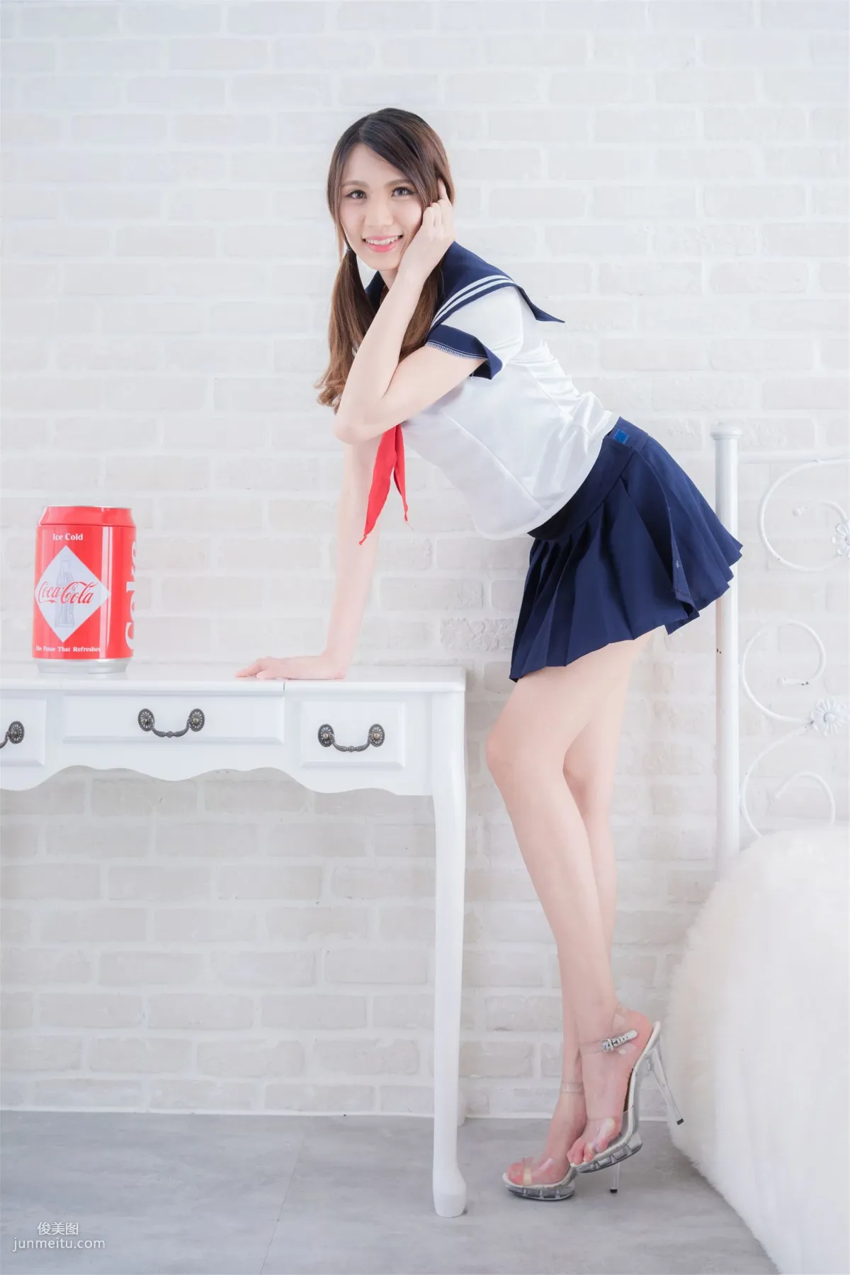 台灣正妹Candice蔡譯心《清新水手服學妹》寫真集 11