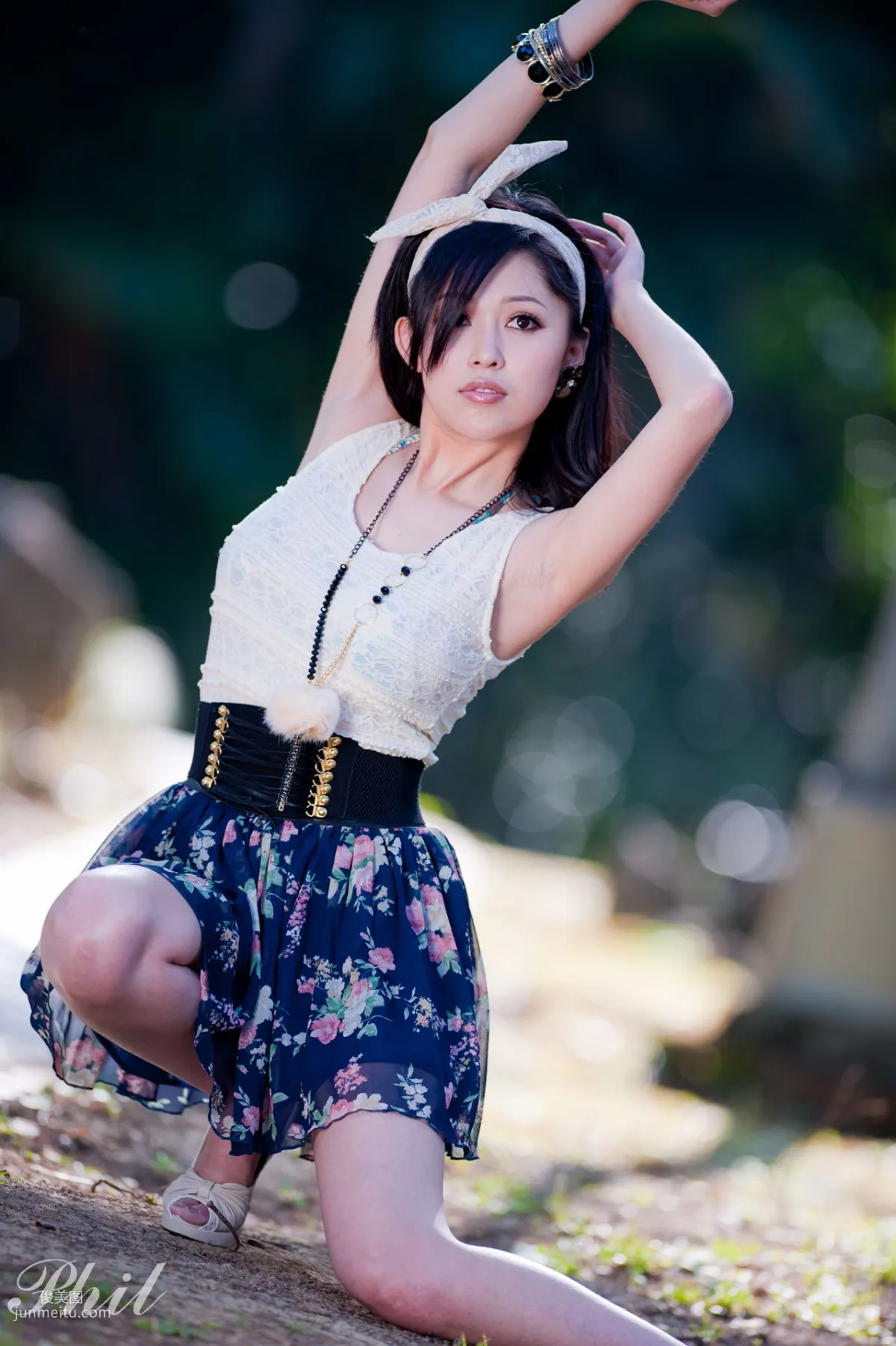 Beautyleg腿模Avy《連衣裙公園外拍》寫真集 44