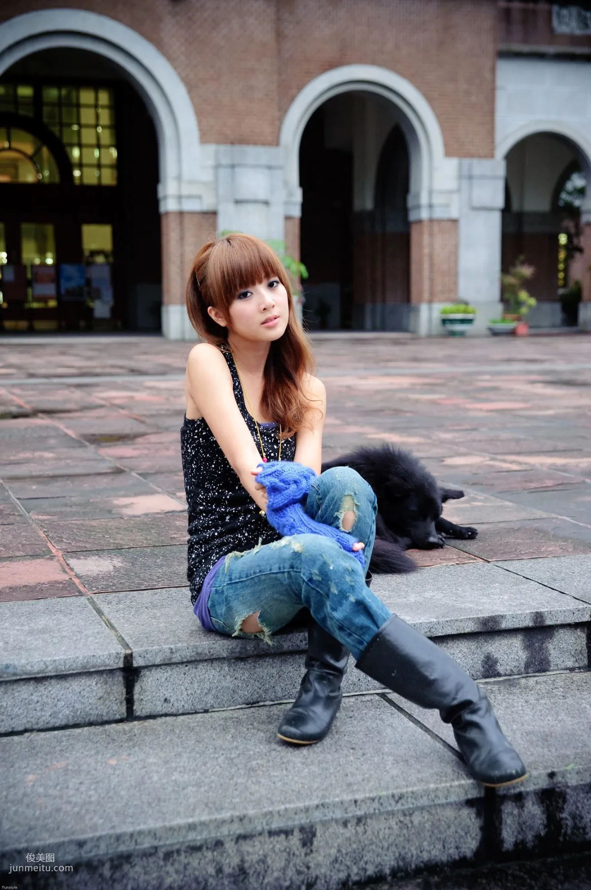 果子Mikako、Minako《台大外拍》第1部 寫真集 39