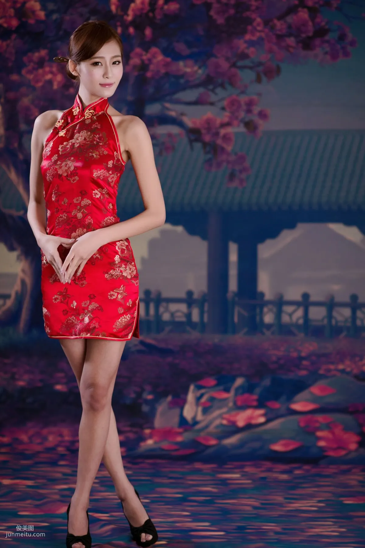 台灣女神Winnie小雪《古典紅色旗袍》寫真集 14