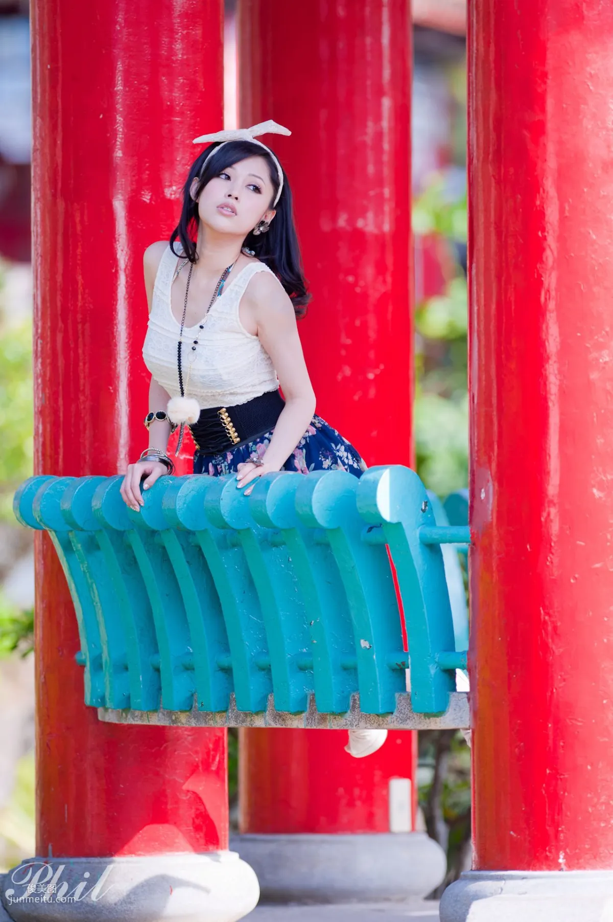 Beautyleg腿模Avy《連衣裙公園外拍》寫真集 26