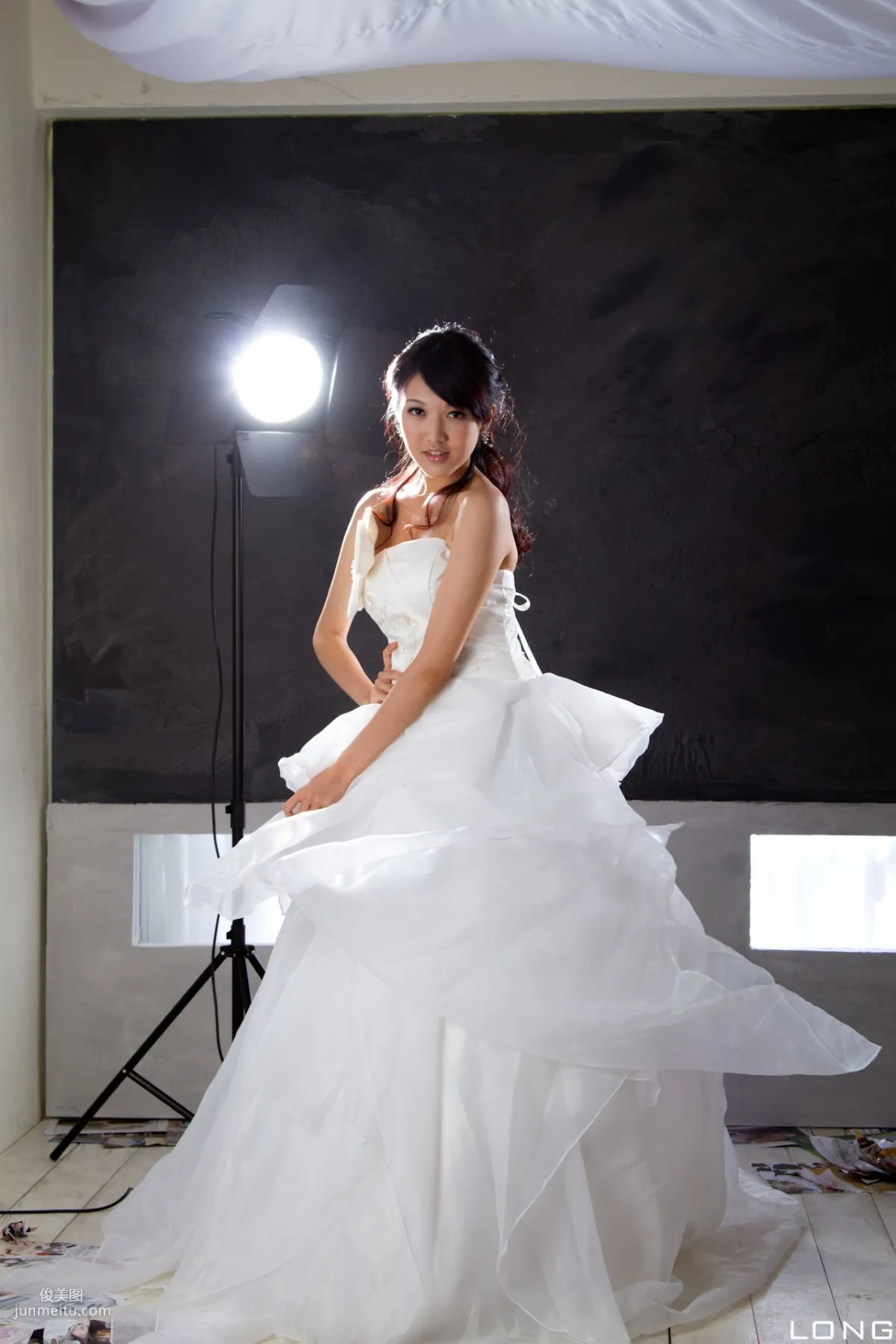 台灣美女模特陳玮廷Jill《婚紗之白》寫真集 5