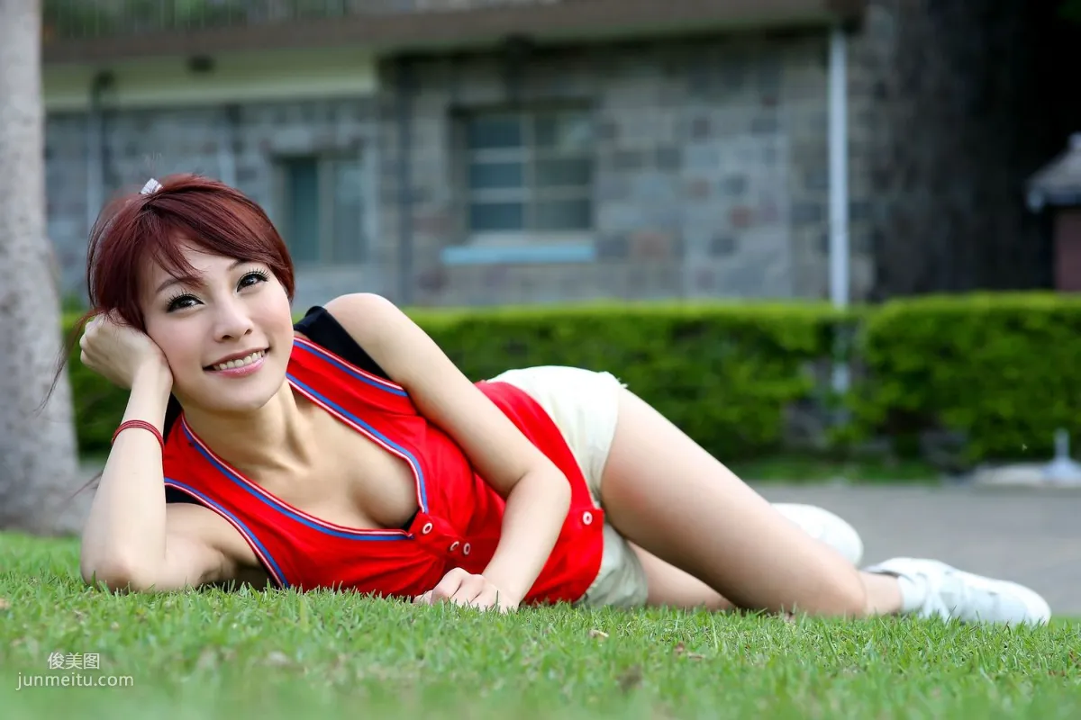 台灣模特Jessica《運動時尚外拍》寫真集 2