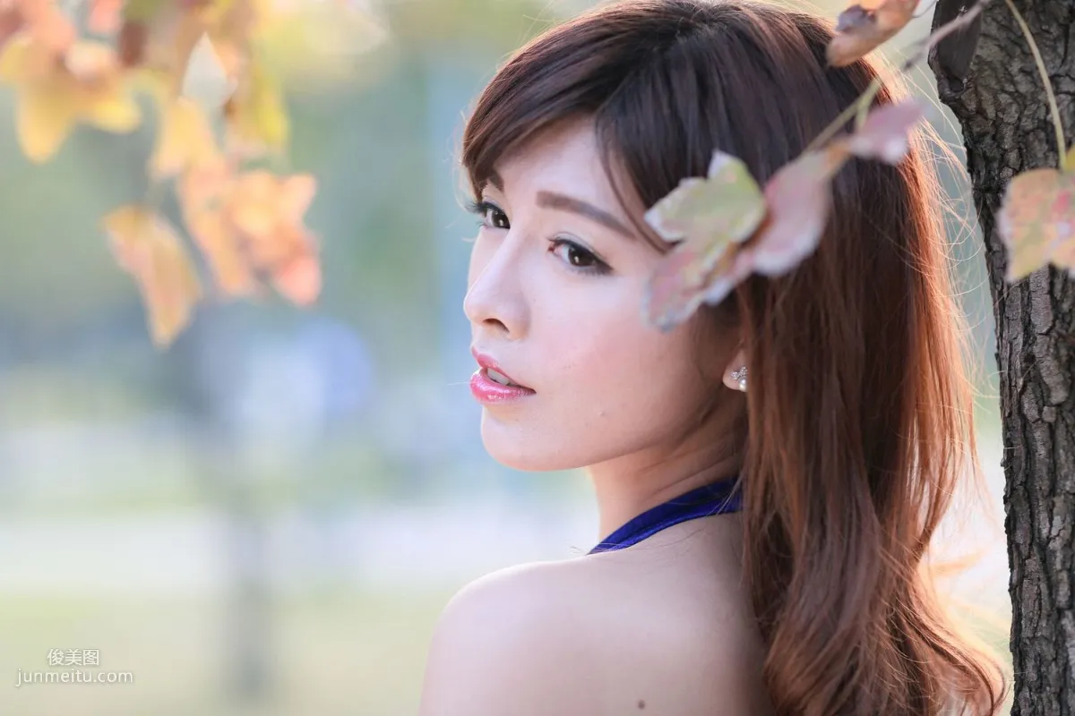 冰山美人廖坎蒂《初夏公園外拍》寫真集 8