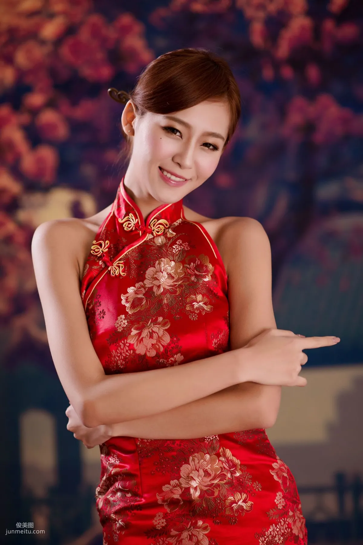 台灣女神Winnie小雪《古典紅色旗袍》寫真集 35