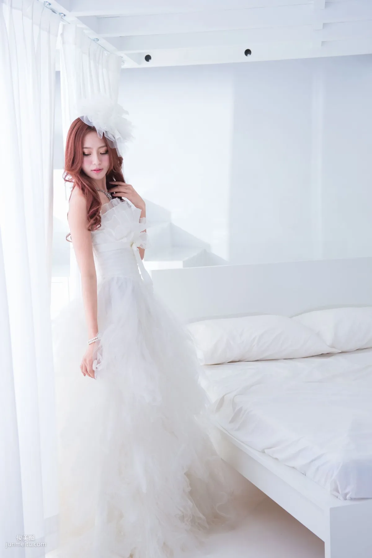 Winnie/莊溫妮《棚拍婚紗系列》寫真集 28