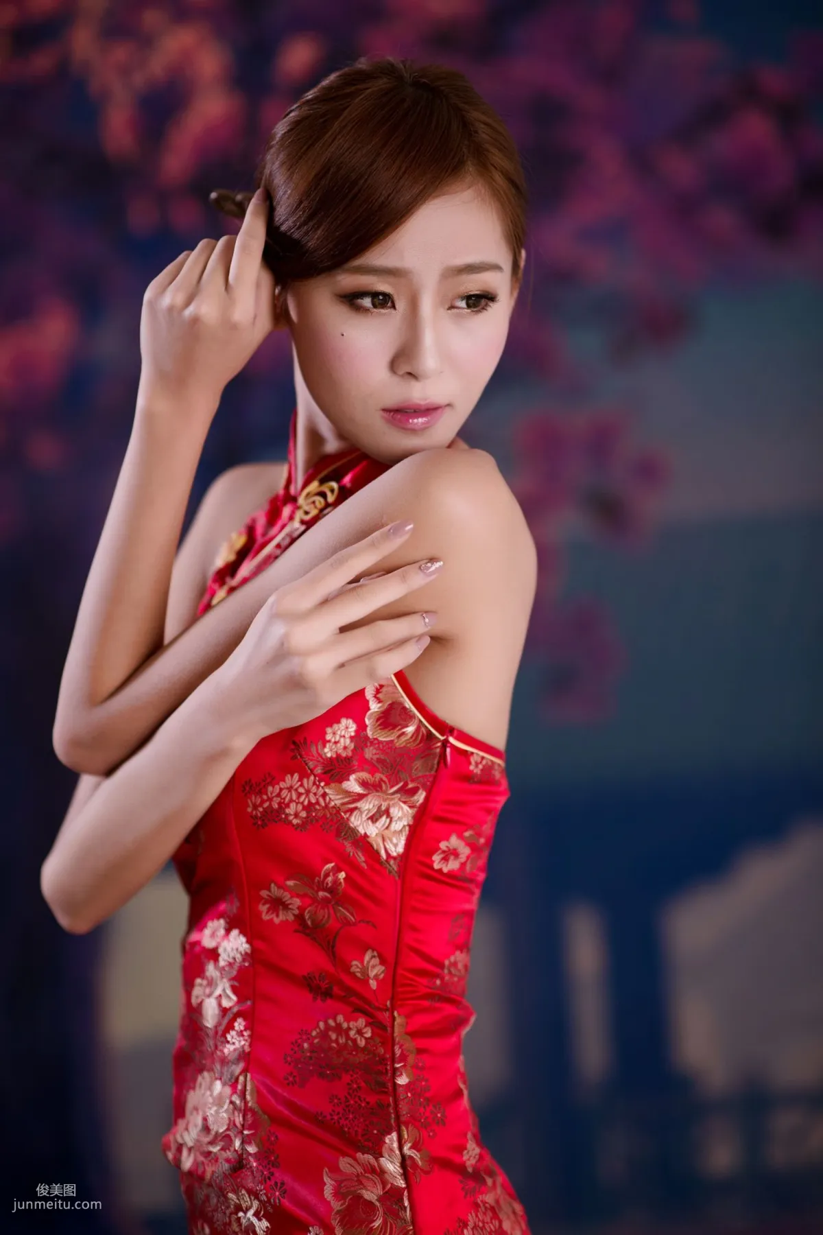 台灣女神Winnie小雪《古典紅色旗袍》寫真集 10