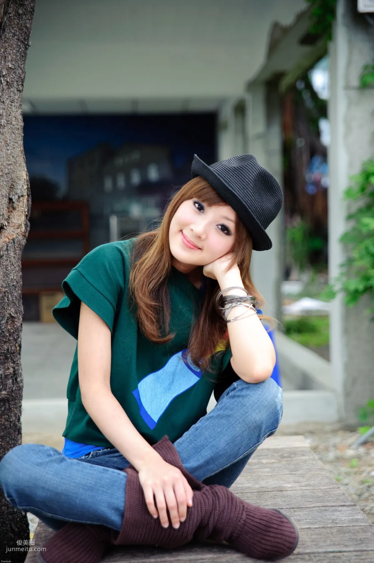 果子Mikako、Minako《台大外拍》第1部 寫真集 20