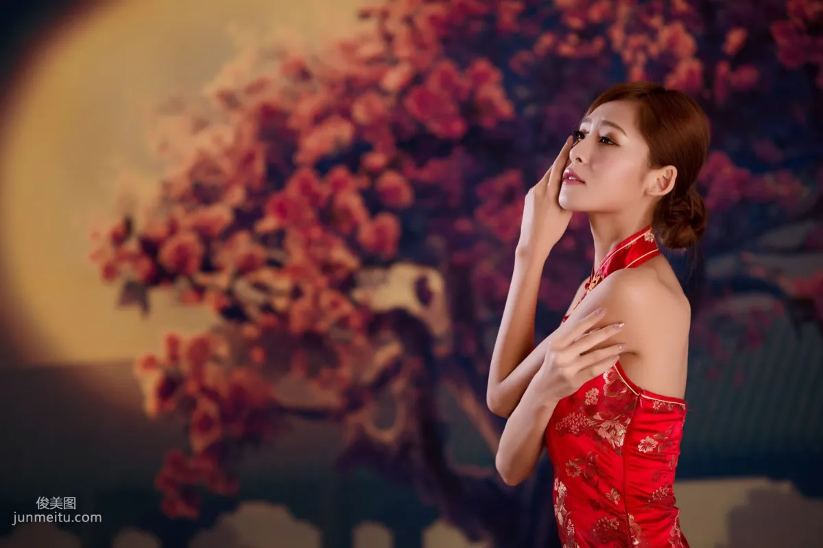 台灣女神Winnie小雪《古典紅色旗袍》寫真集 30