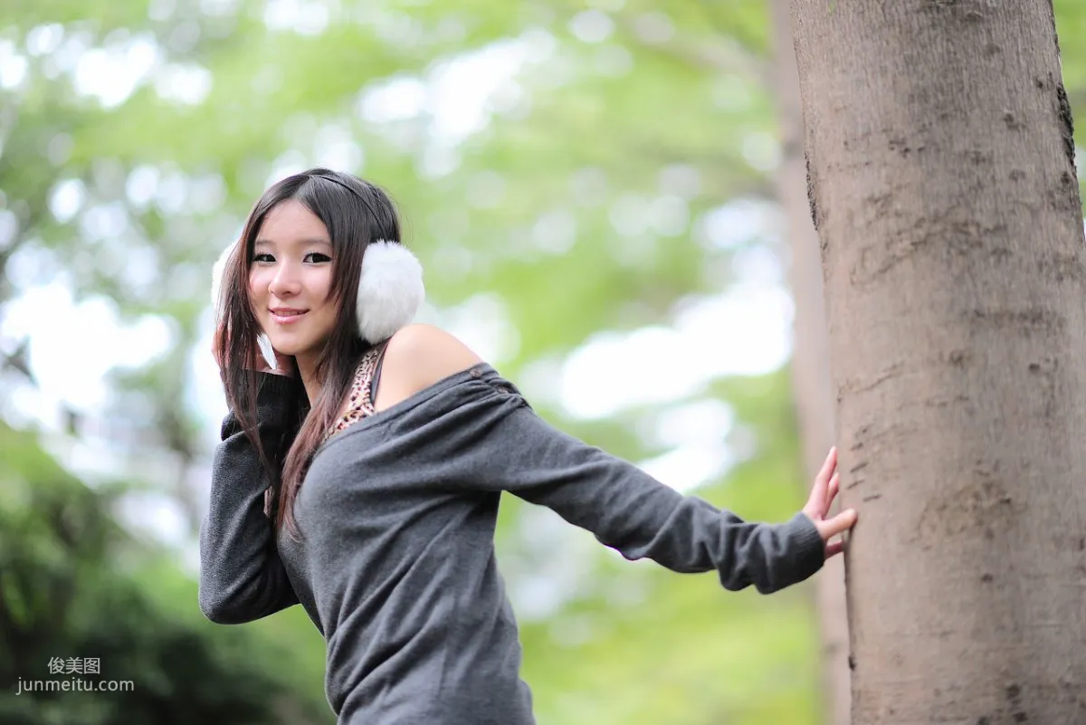 台灣黑絲芭比娃娃美女外拍寫真集 51