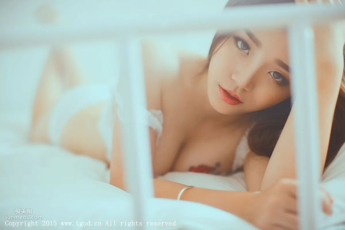 程彤顔《清純誘惑》 [TGOD推女神] 寫真集 8