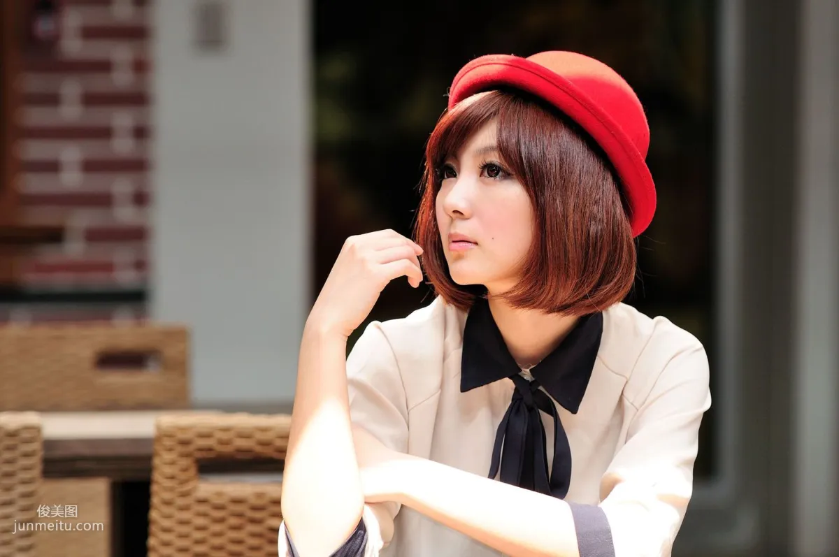 短發美女小豬patty《2組小清新街拍》寫真集 32