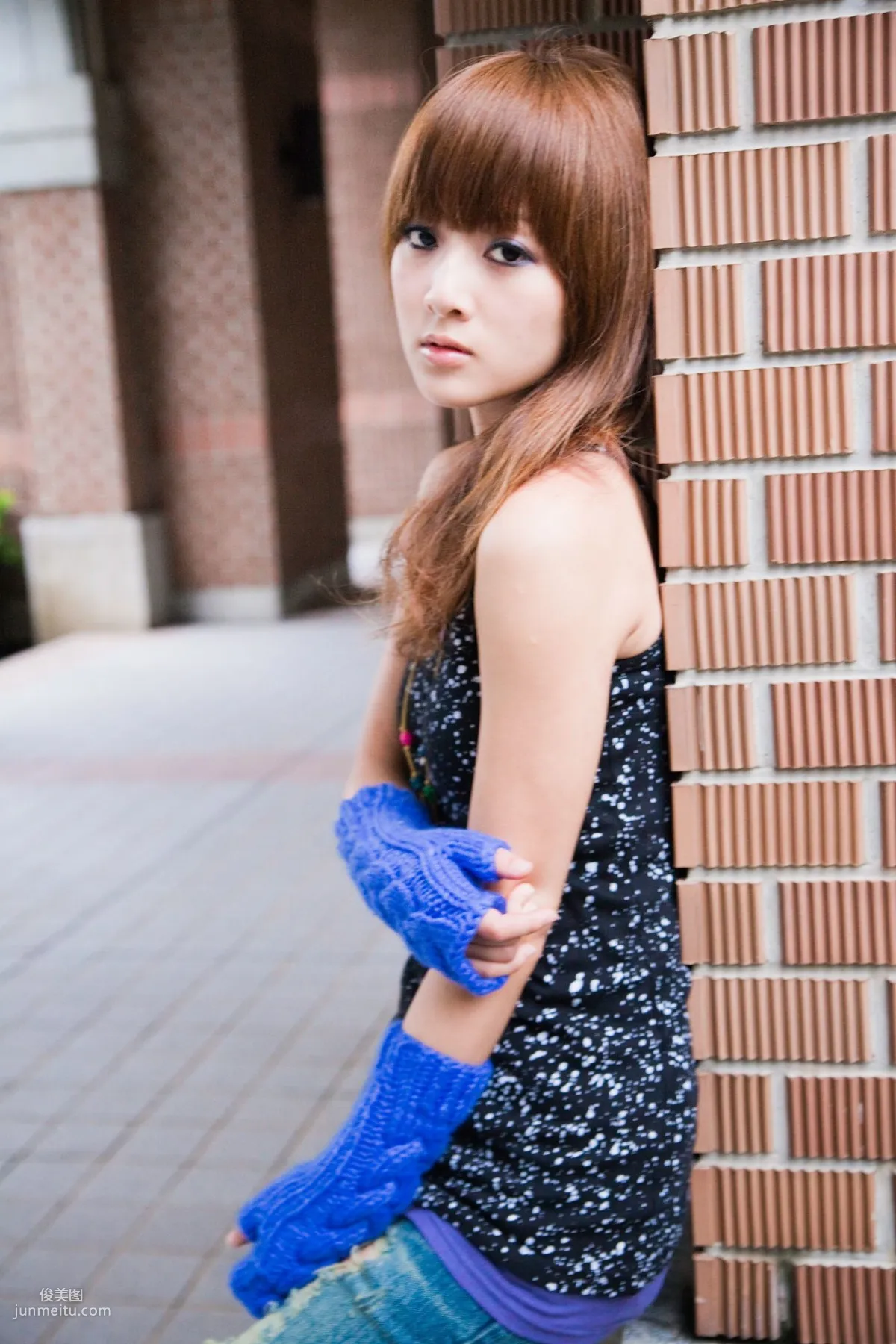 果子Mikako、Minako《台大外拍》第1部 寫真集 48