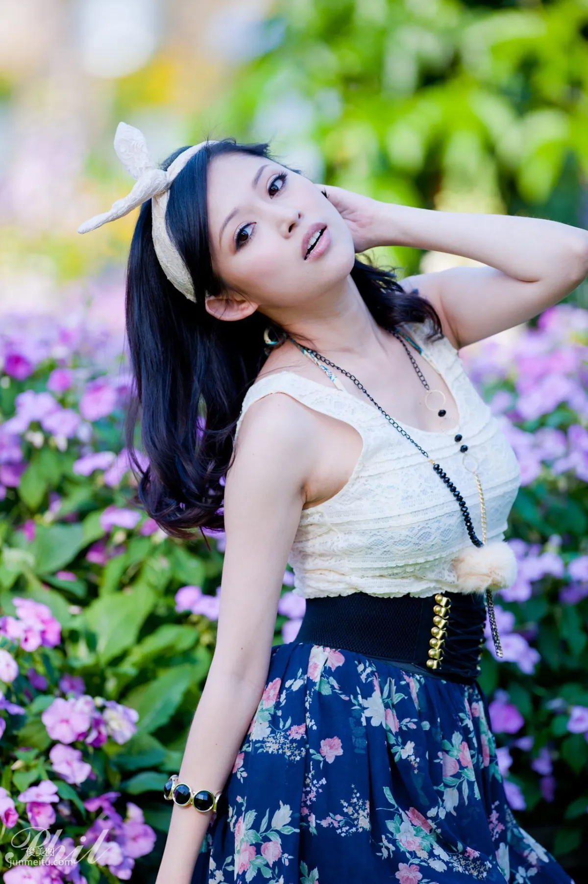 Beautyleg腿模Avy《連衣裙公園外拍》寫真集 57