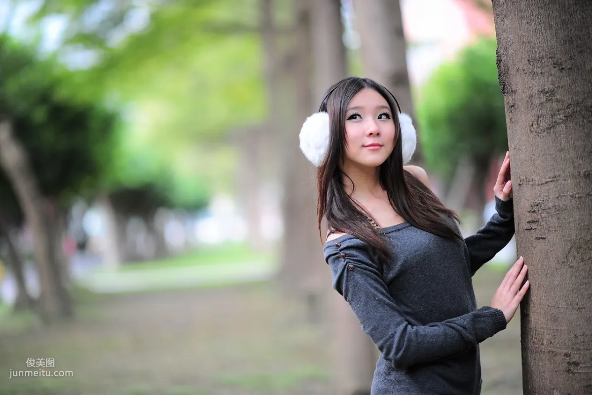 台灣黑絲芭比娃娃美女外拍寫真集 50