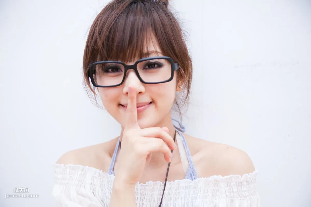台灣美女果子MM《陽明山美軍宿舍外拍》第2部 寫真集 29