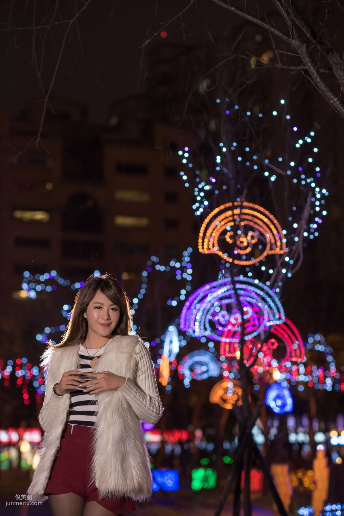 台湾美女夏晴MISO《圣诞外拍》写真集15