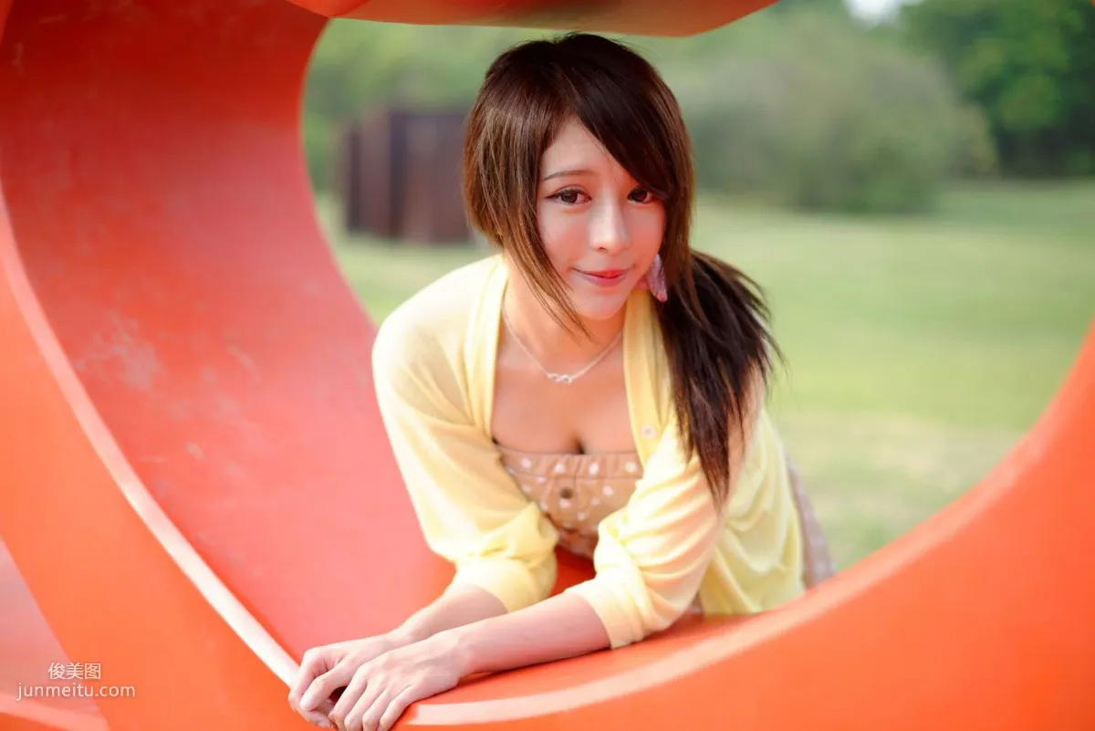台灣女神張齊郡JULIE《踏青》寫真集 59