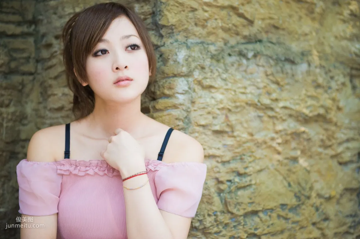 台灣美女果子MM《時裝外拍》寫真集 77