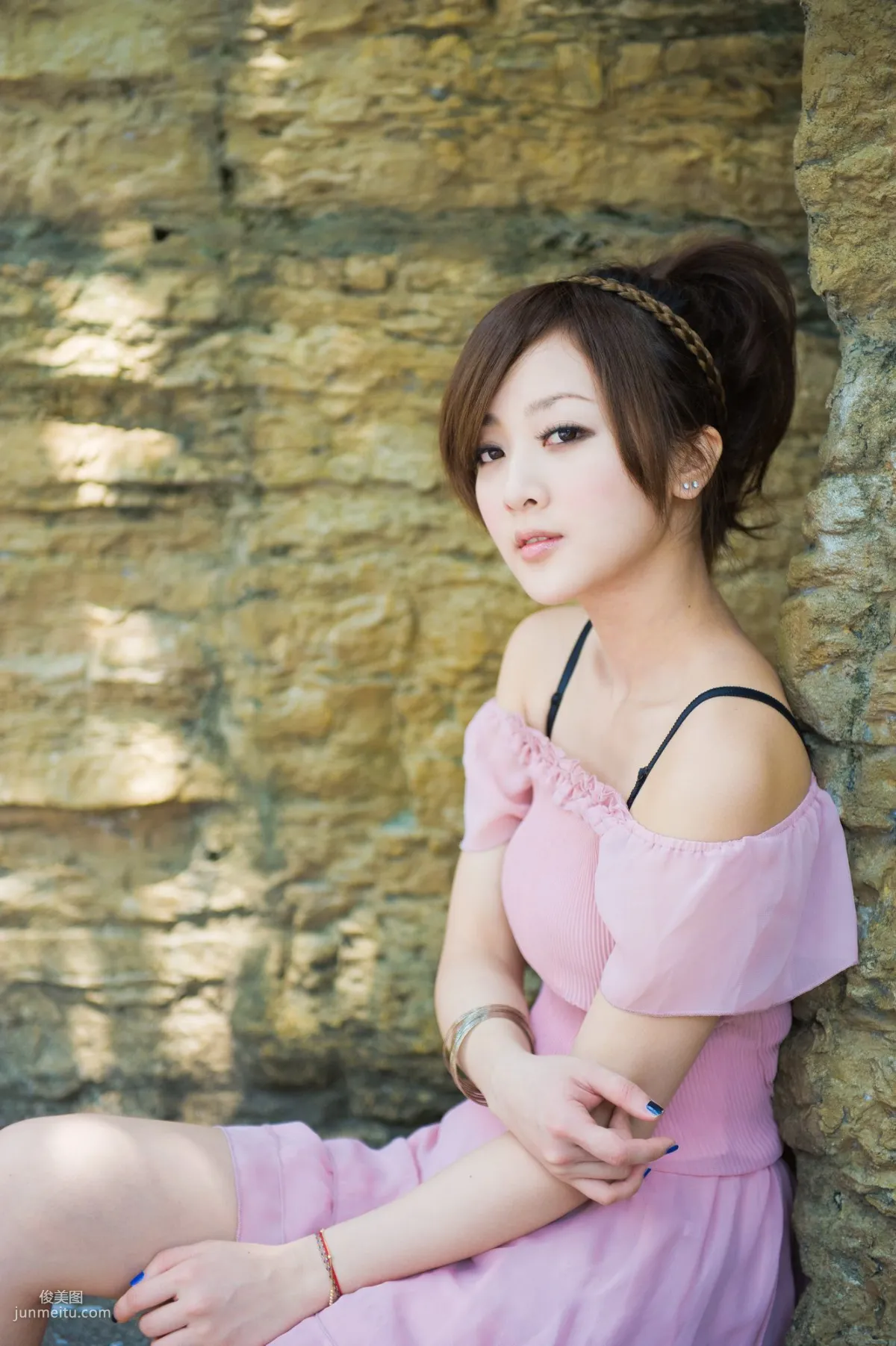 台灣美女果子MM《時裝外拍》寫真集 69