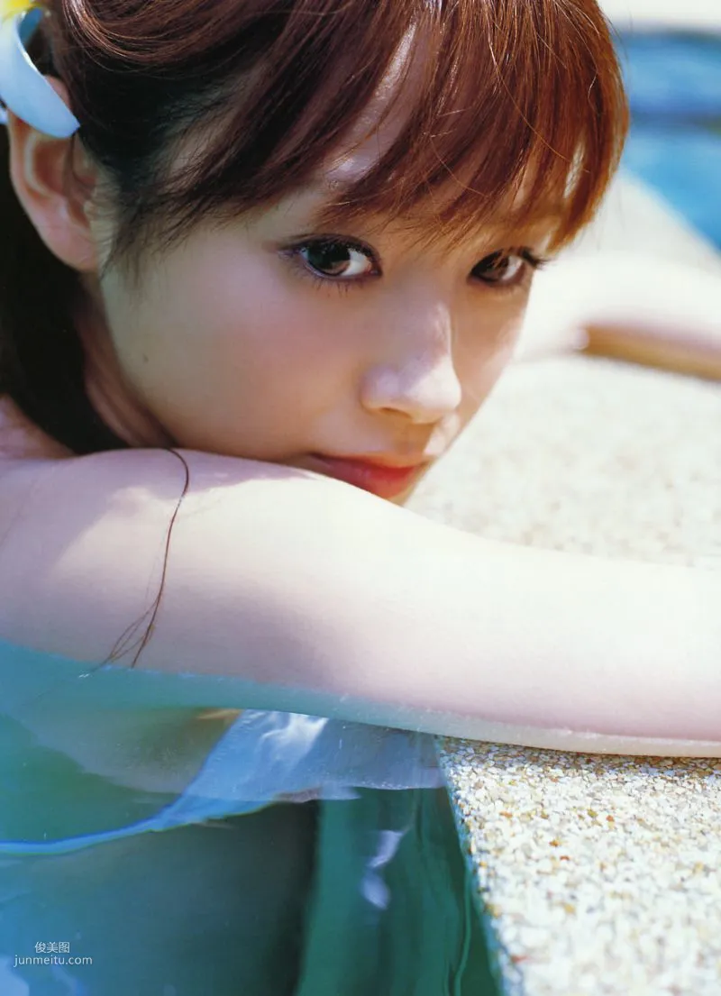 Ai Takahashi 高橋愛《Love Hello》 [PB寫真集] 9