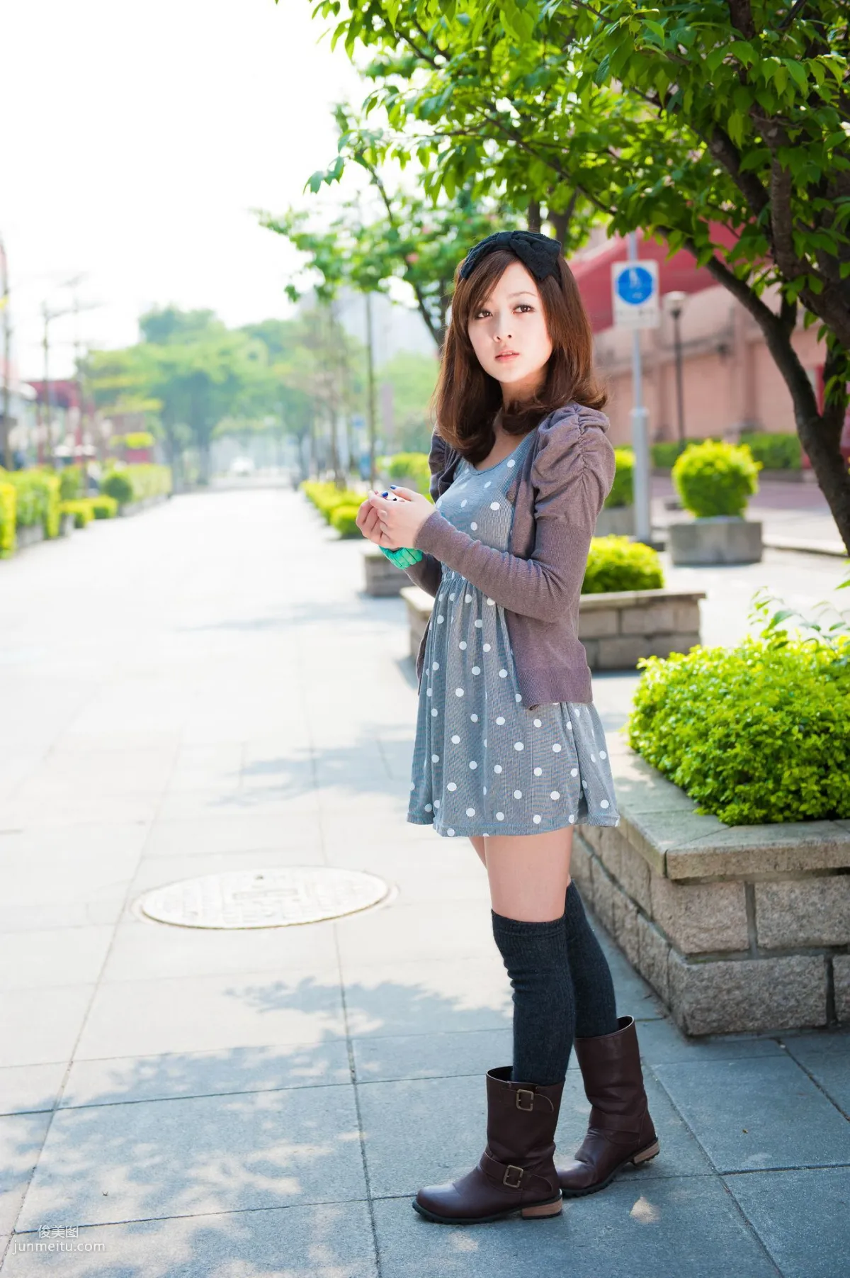 台灣美女果子MM《時裝外拍》寫真集 14
