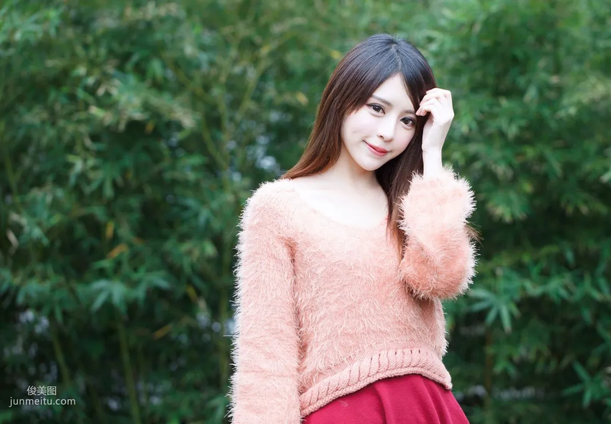 台灣女神張齊郡JULIE《踏青》寫真集 22