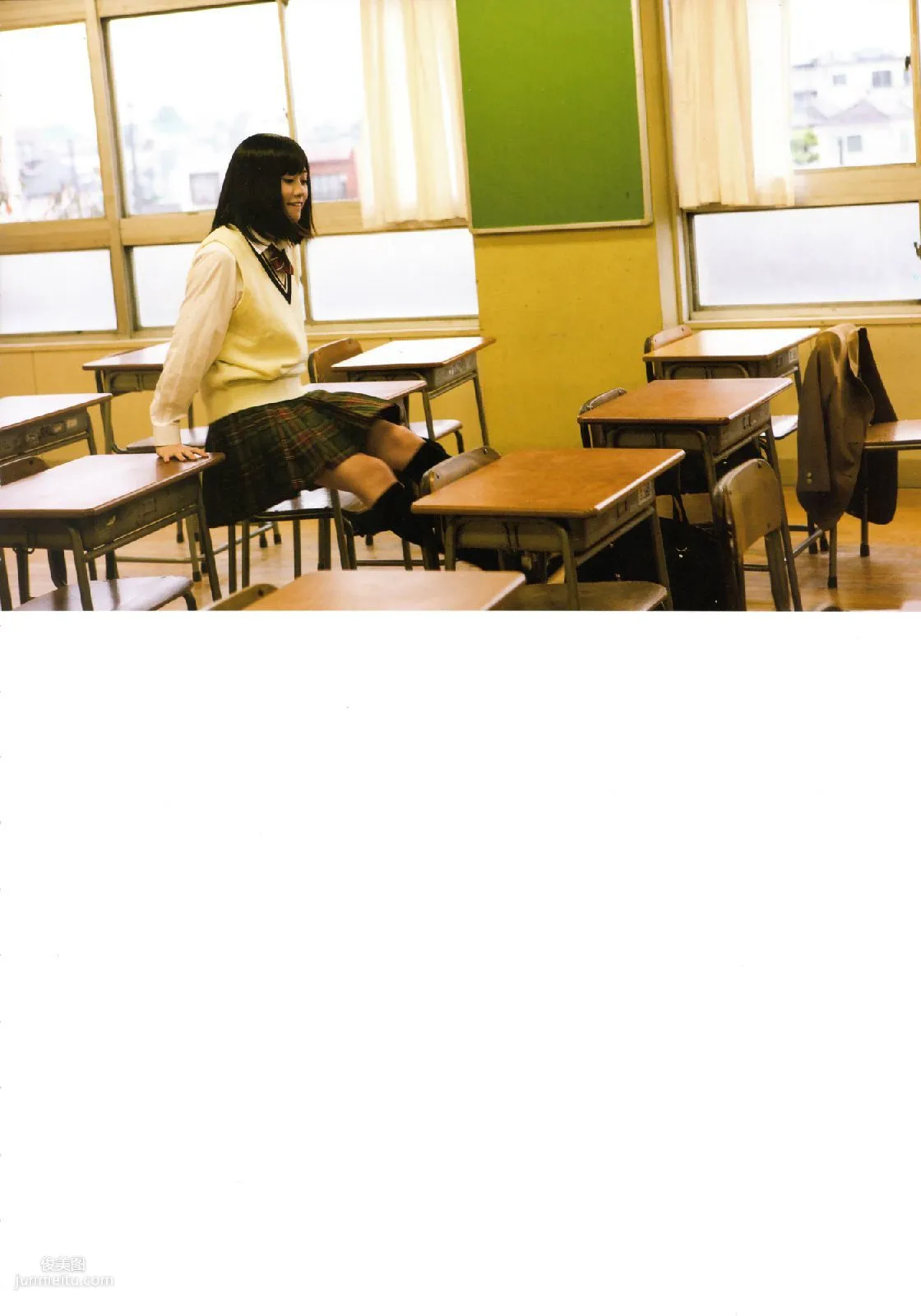 Atsuko Maeda 前田敦子 《In-Tokyo》[PB寫真集] 45