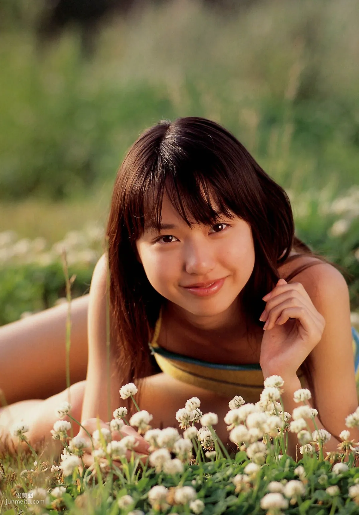 戸田恵梨香 《SANWA MOOK 7 生まれた泉》[PB寫真集] 76