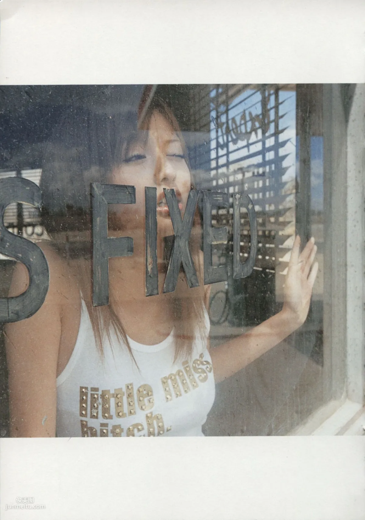 Emi Suzuki 鈴木惠美 《Love》[PB寫真集] 5