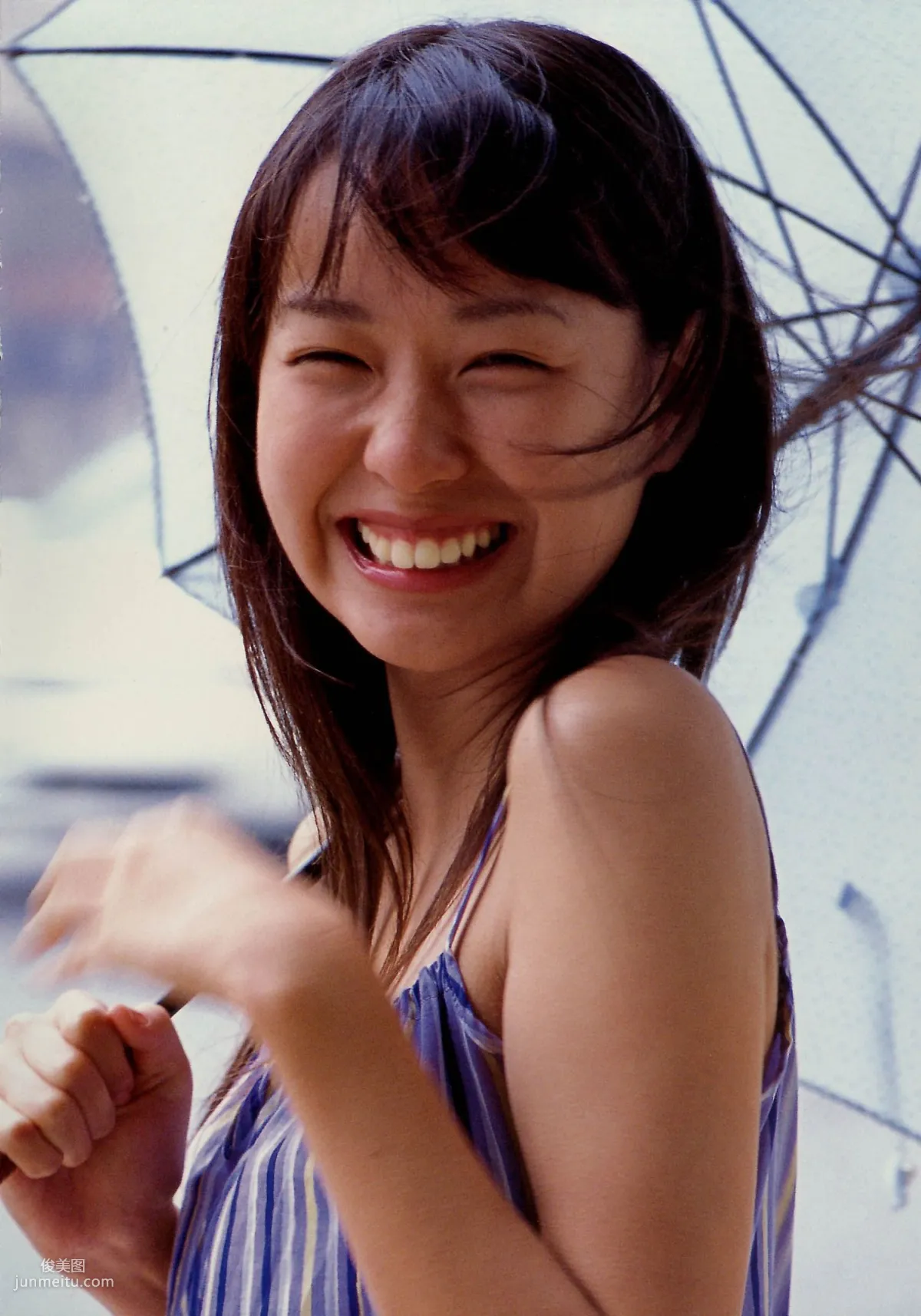 戸田恵梨香 《SANWA MOOK 7 生まれた泉》[PB寫真集] 98