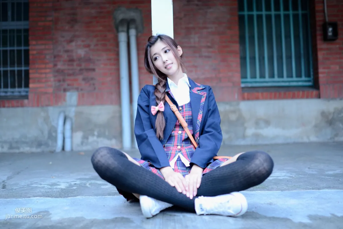 廖挺伶/Kila晶晶《極品學妹 放學路上》寫真集 45
