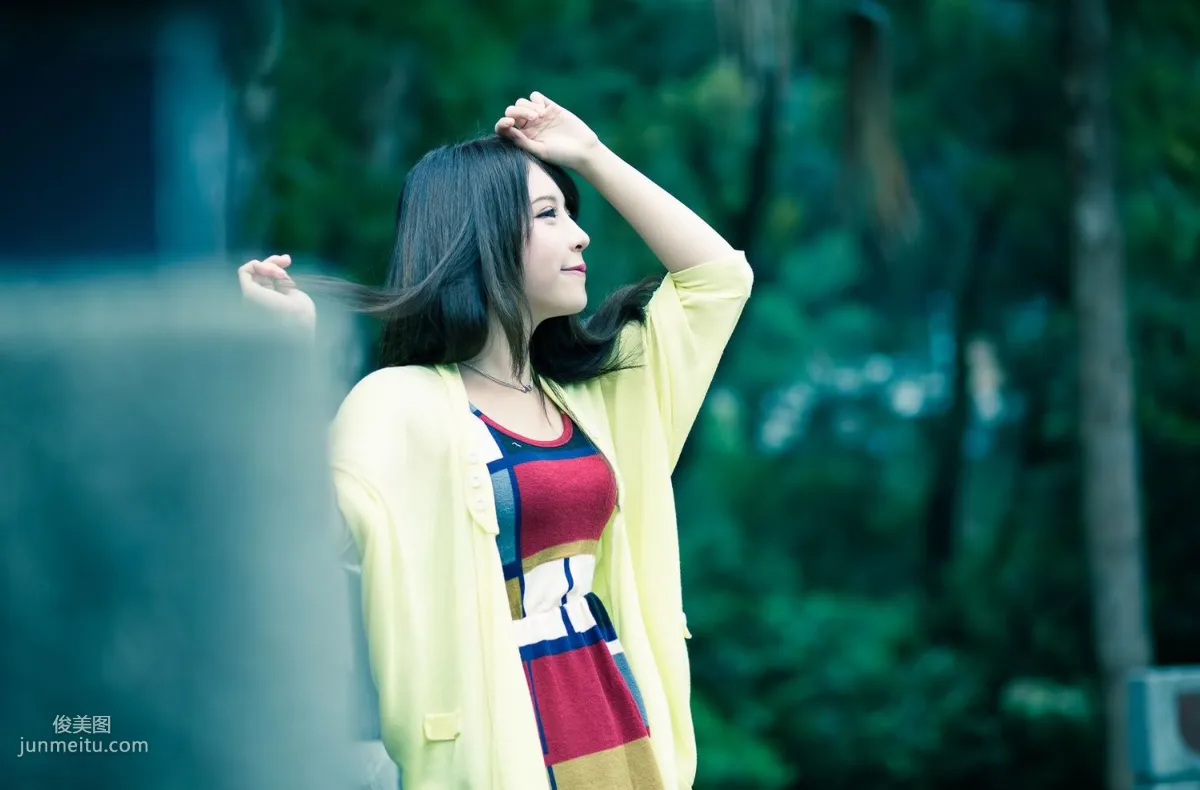 台灣女神張齊郡JULIE《踏青》寫真集 93
