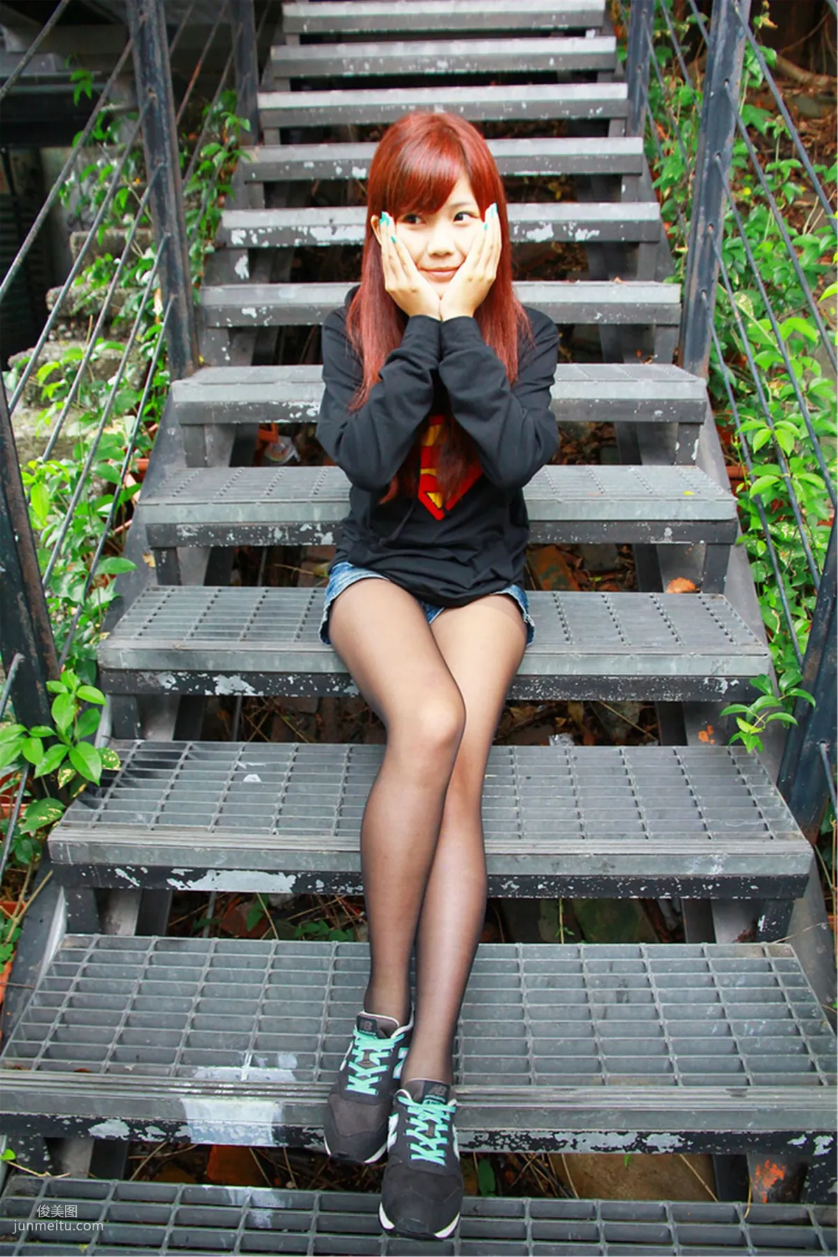 台灣美少女小靜《電影公園外拍》 寫真集 3