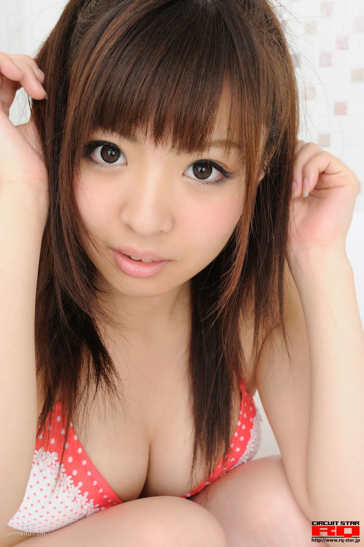 [RQ-STAR] NO.00517 Mayuka Kuroda 黒田萬結花 Swim Suits 寫真集 100