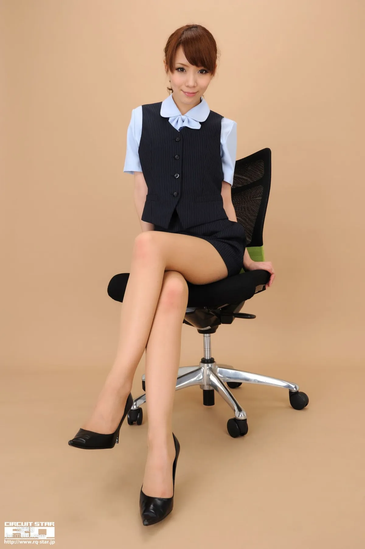 [RQ-STAR] NO.00524 Ari Takada 高田亜鈴 Office Lady 寫真集 70