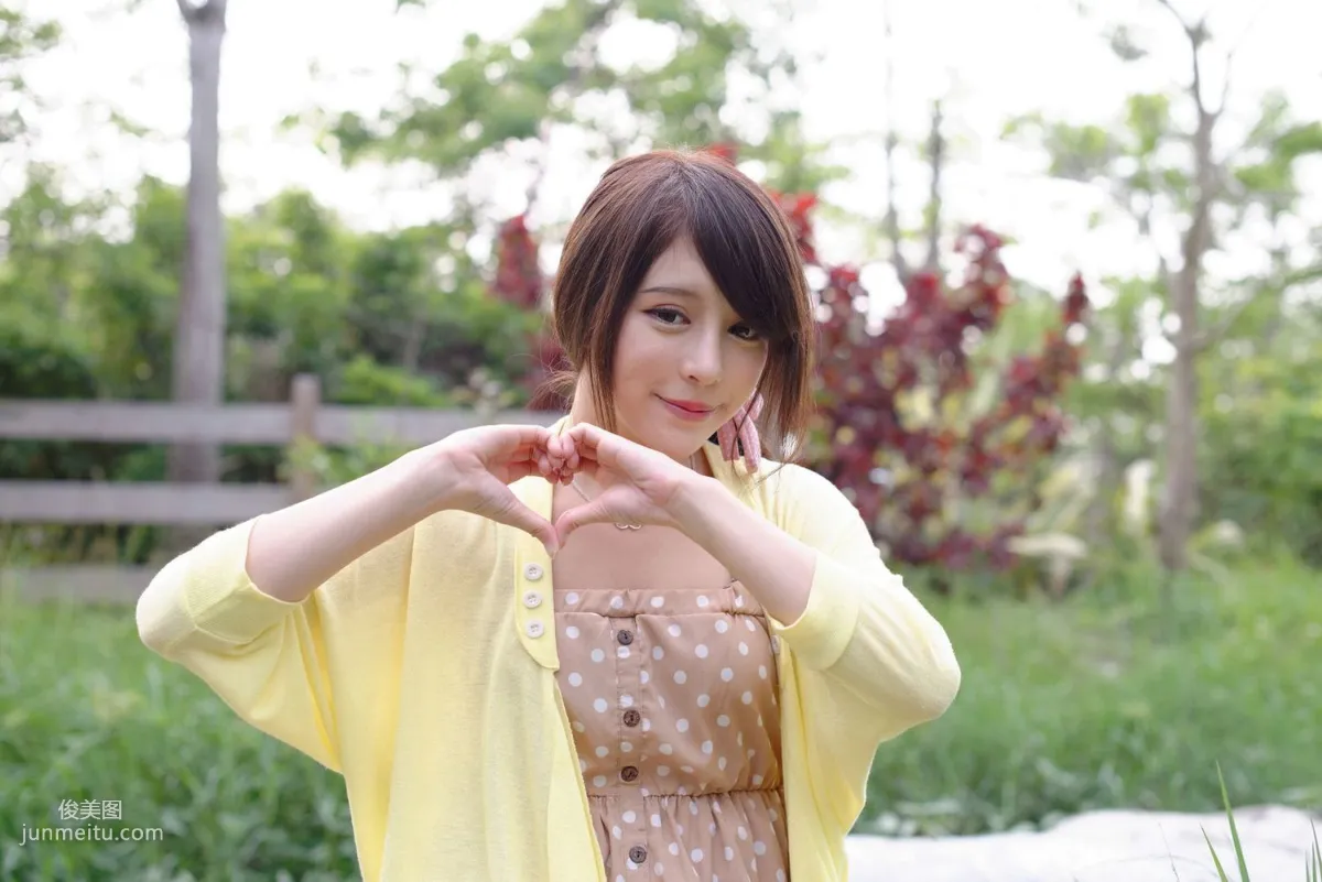 台灣女神張齊郡JULIE《踏青》寫真集 62