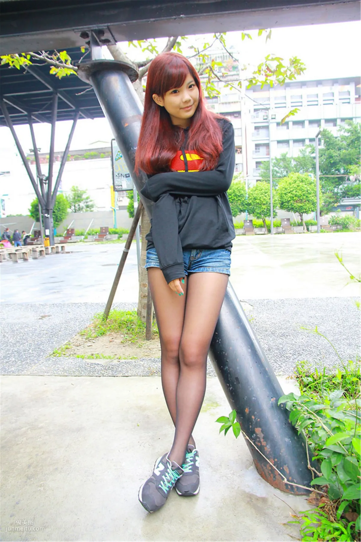 台灣美少女小靜《電影公園外拍》 寫真集 14
