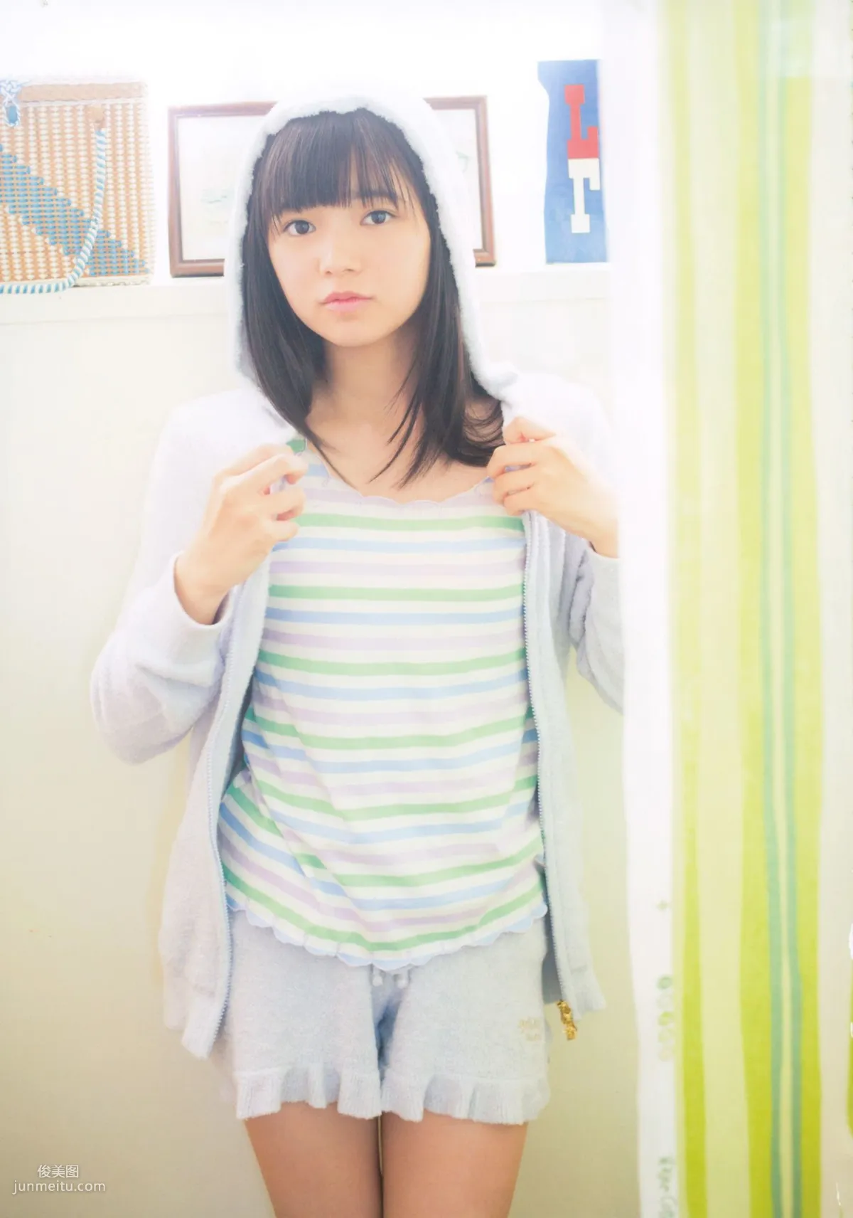 浜浦彩乃《Kobushi Factory 浜浦彩乃》 [PB写真集] 36