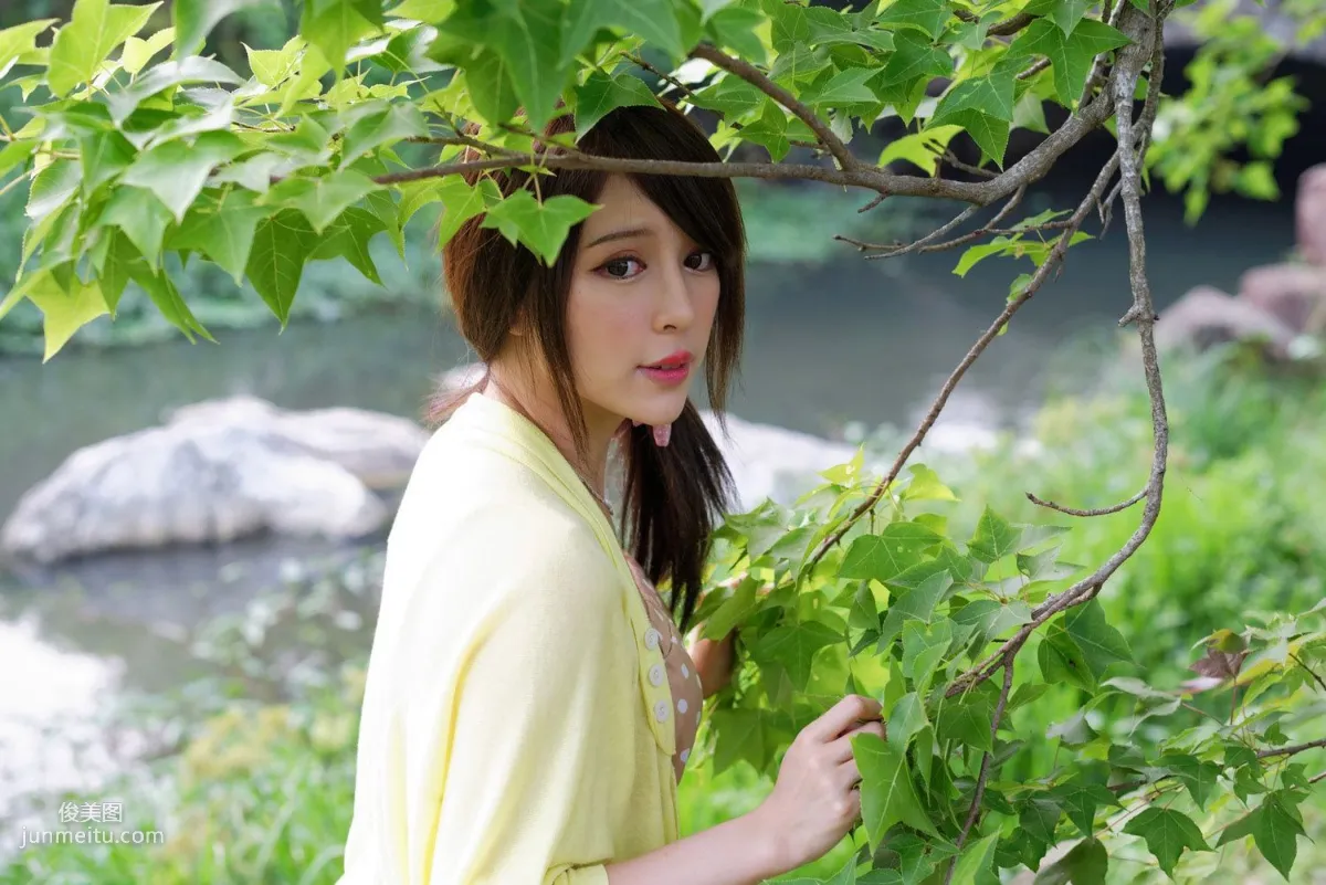 台灣女神張齊郡JULIE《踏青》寫真集 60