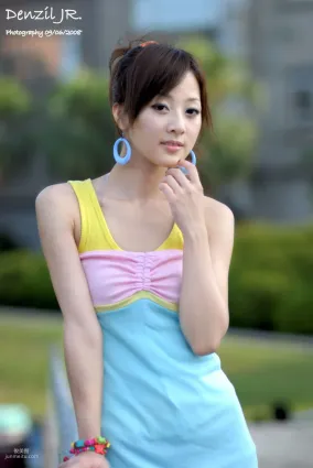 台灣果子MM《Lovely 果子 Fruit with Barbie Attire》吊帶連衣裙系列 寫真集