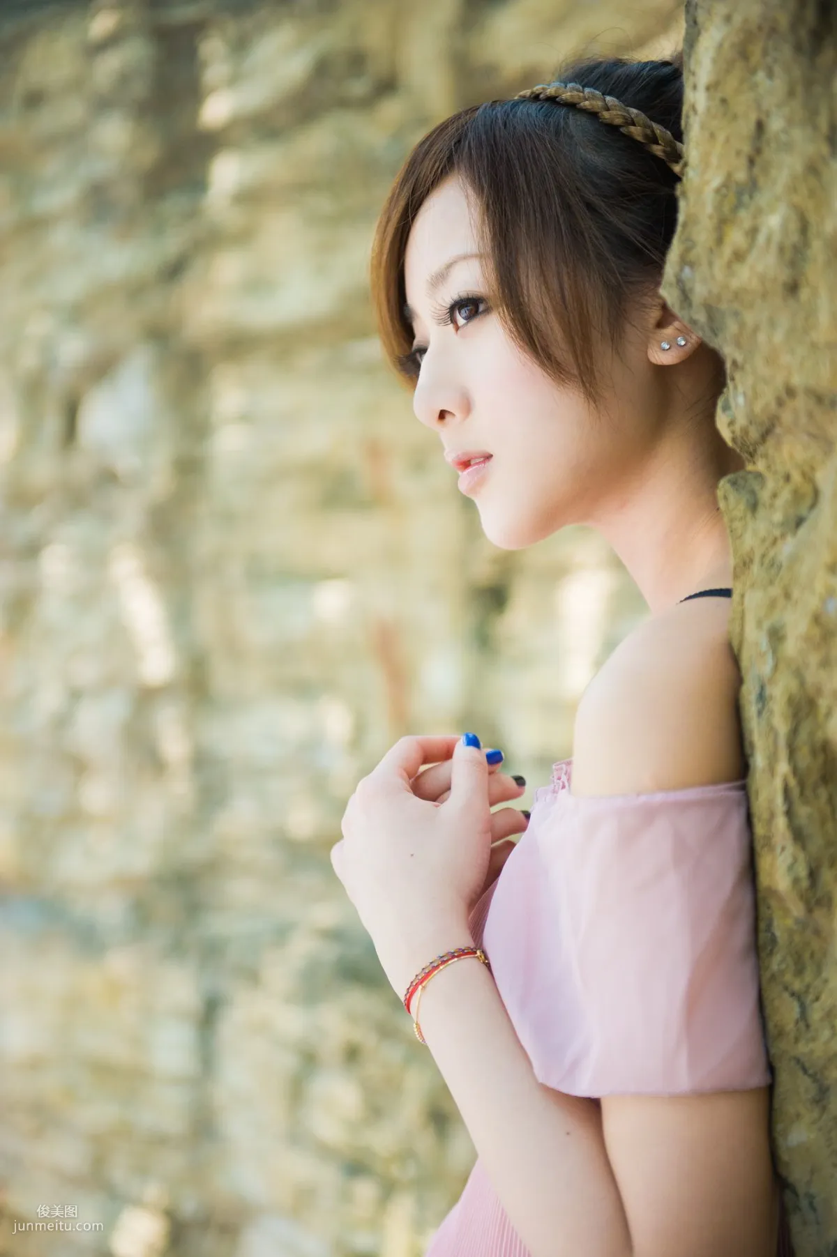 台灣美女果子MM《時裝外拍》寫真集 64