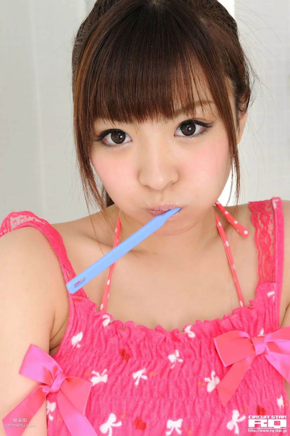 [RQ-STAR] NO.00517 Mayuka Kuroda 黒田萬結花 Swim Suits 寫真集 22