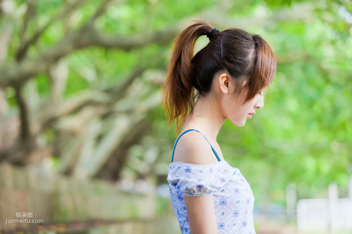 張凱潔/Mikako《中興新村外拍》寫真集 66