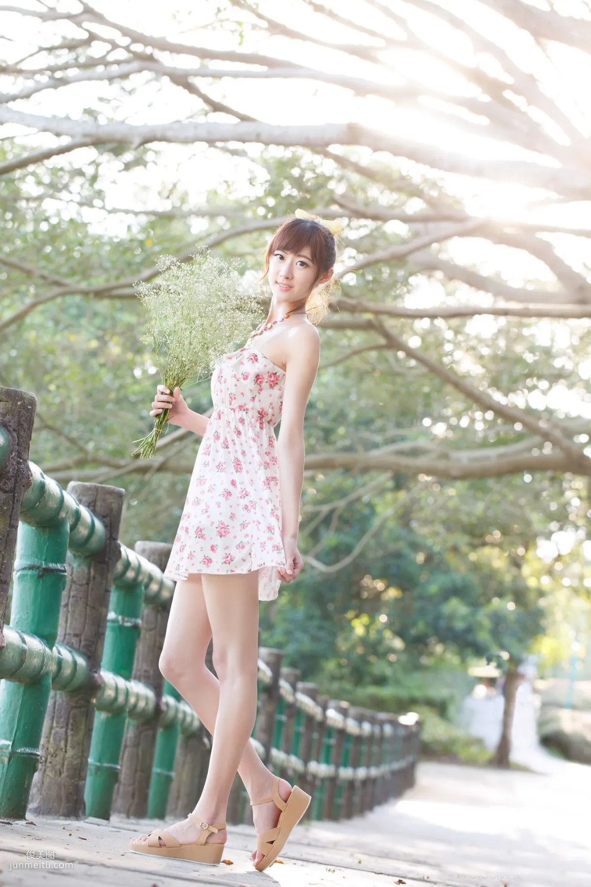 台灣模特Queena/林茉晶《公園外拍》寫真集 4