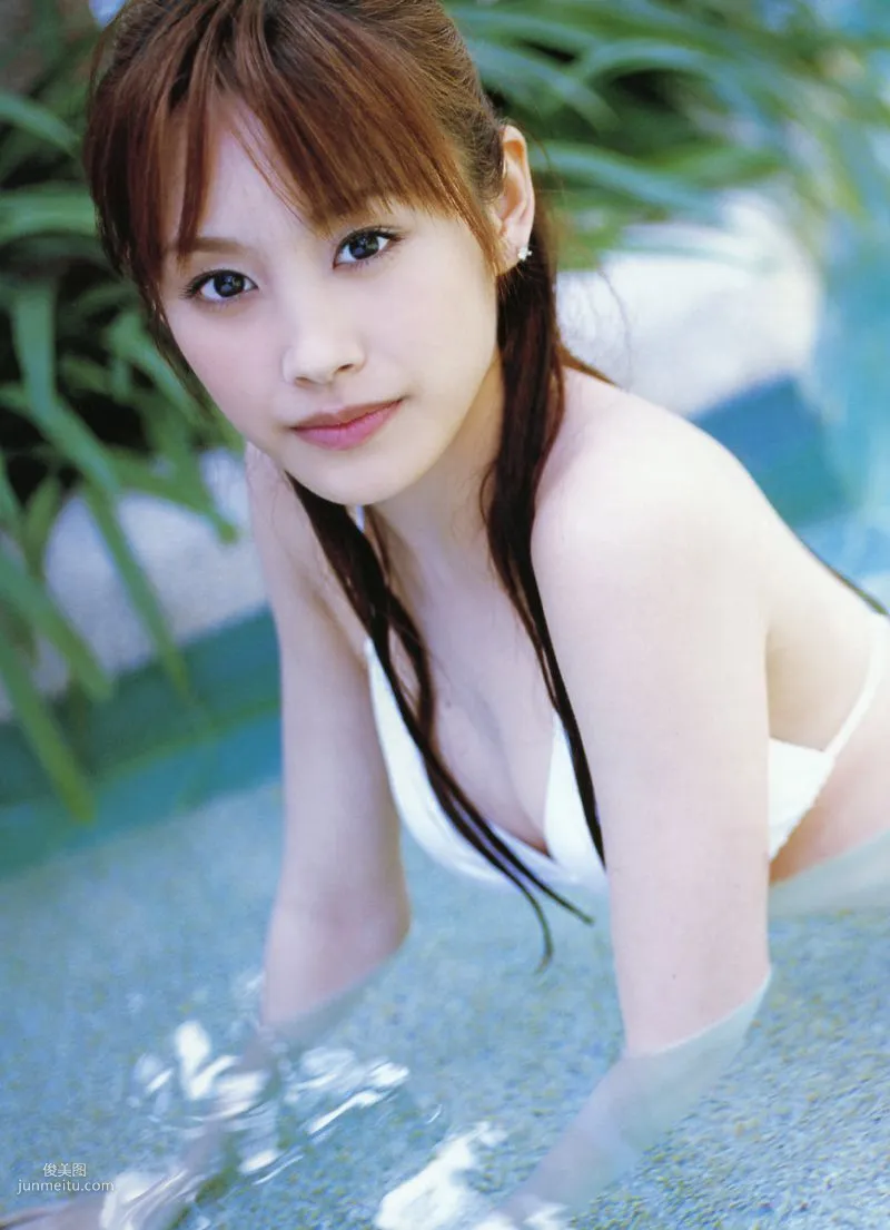 Ai Takahashi 高橋愛《Love Hello》 [PB寫真集] 84
