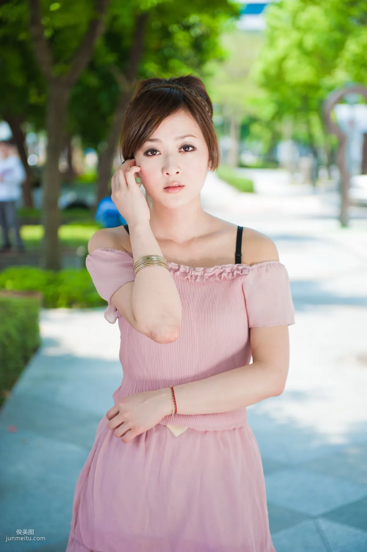 台灣美女果子MM《時裝外拍》寫真集 88